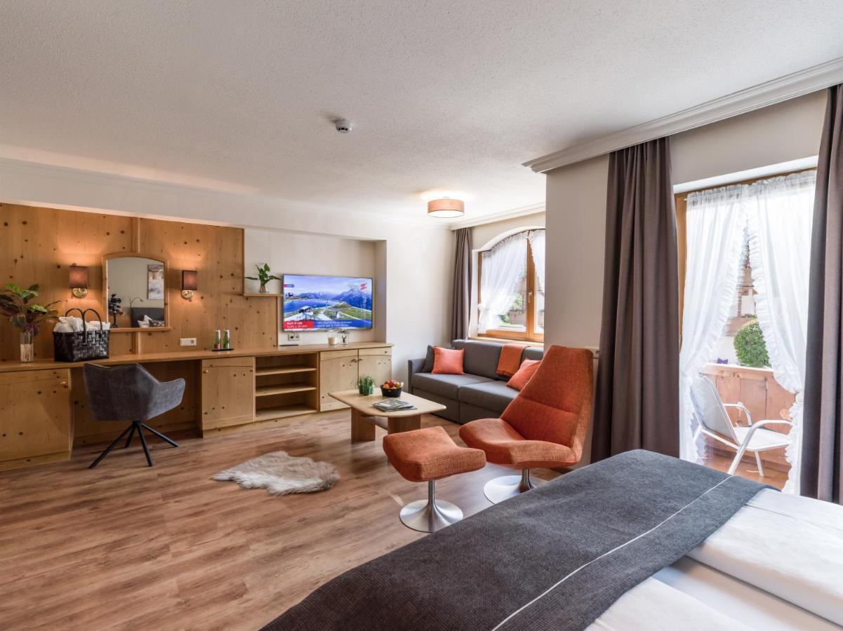 Hotel Blizz Finkenberg Luaran gambar